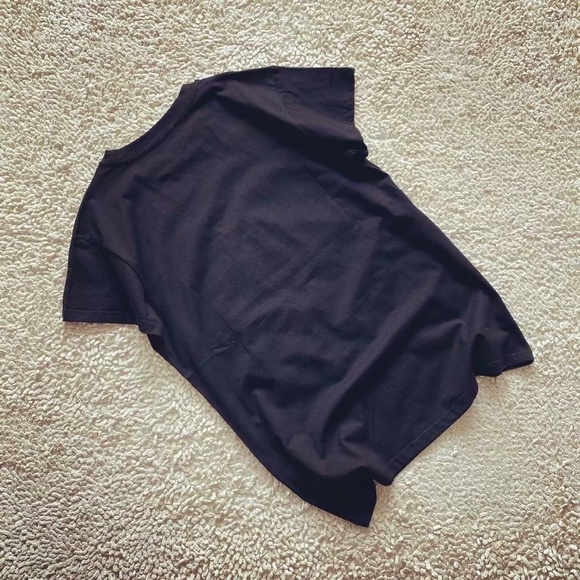 Guns N roses wings Band Graphic tee - Picture 5 of 5